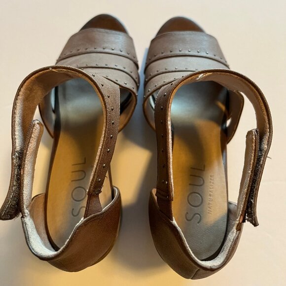 SOUL by Naturalizer NWOT Christina Heeled Casual Sandal Size 9W (C) - Picture 6 of 10